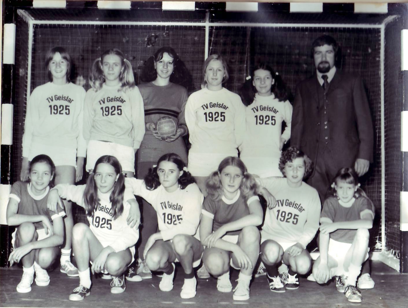 Handball Damenmannschaft etwa 1975